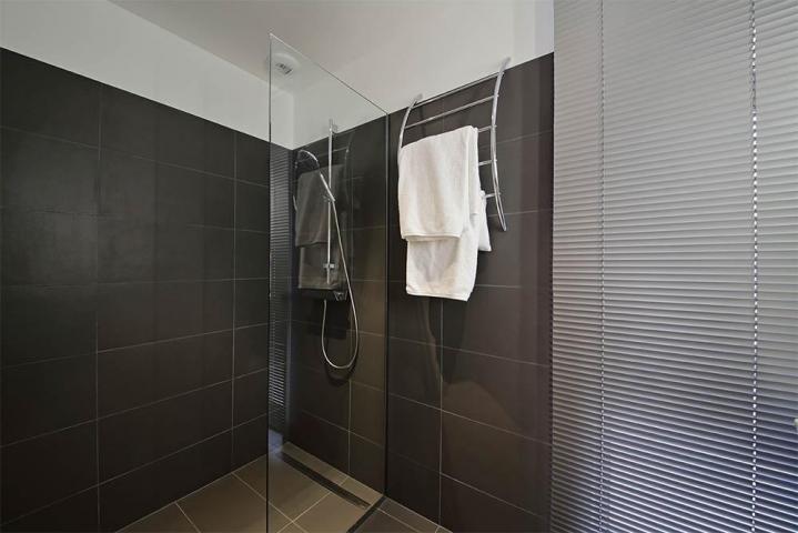 Conception et réalisation de parois de douche à Évreux